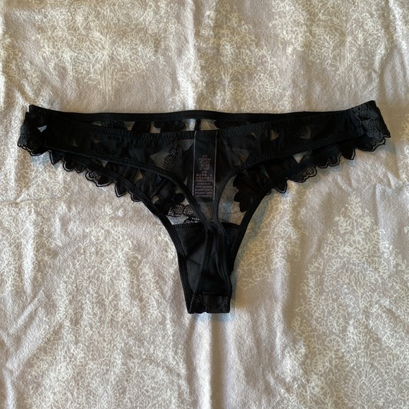 Victoria’s Secret Floral Lace Thong - Picture 2 of 3
